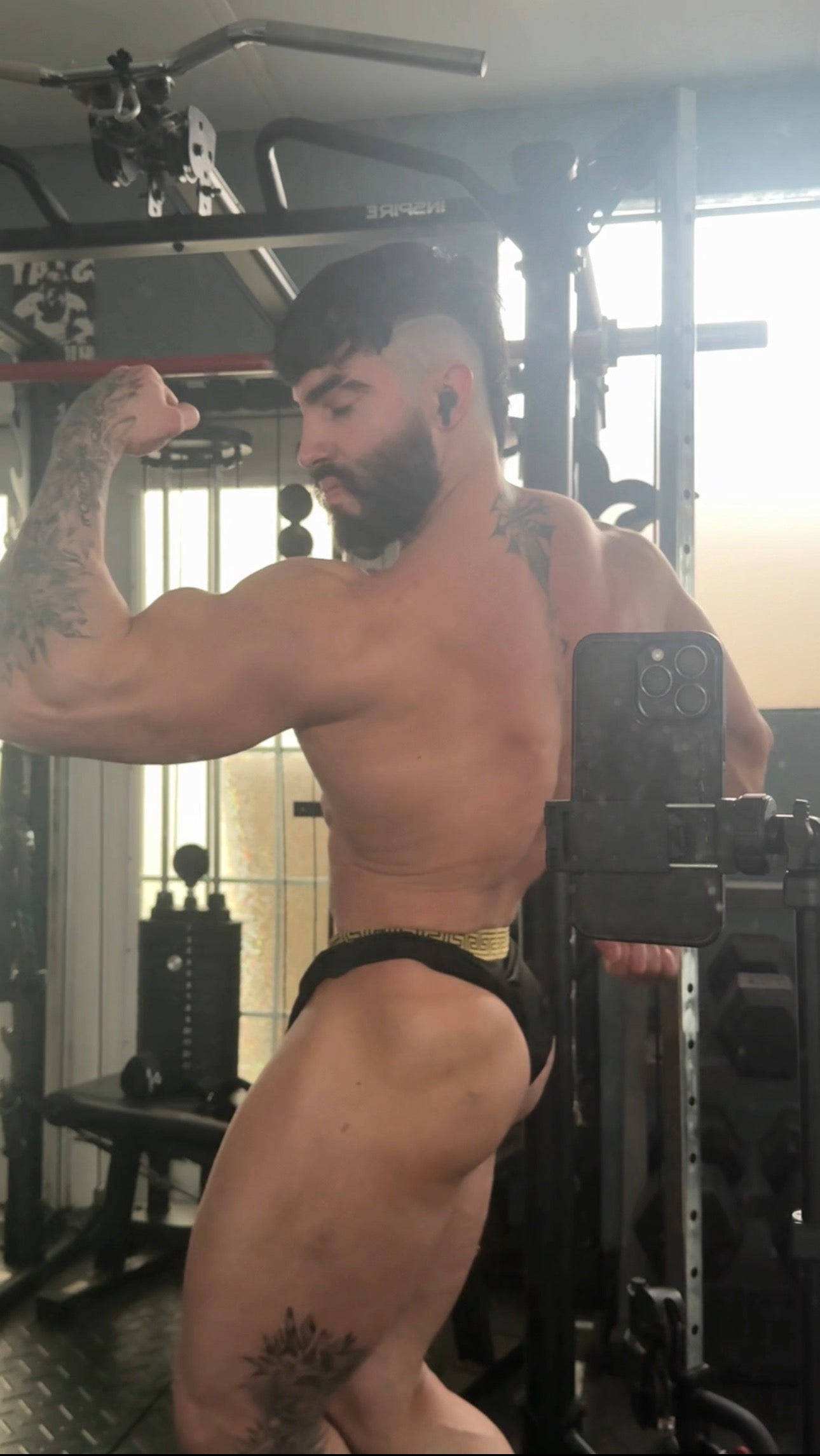Black (2) Used 💦💦💦