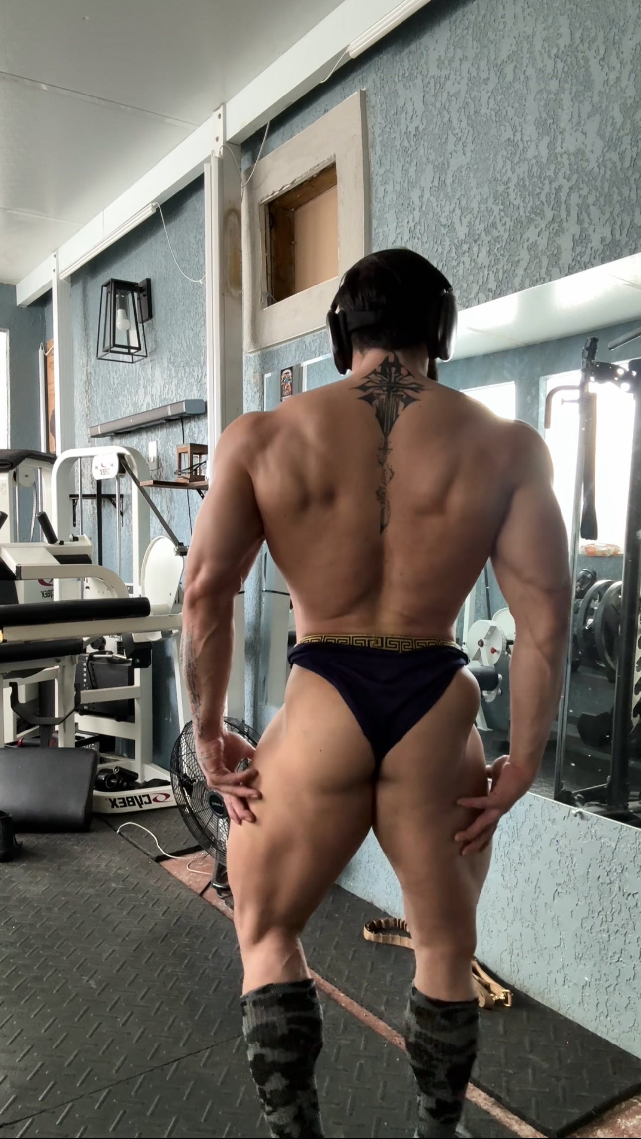 Pre Order! (1 Day Used) Blue!